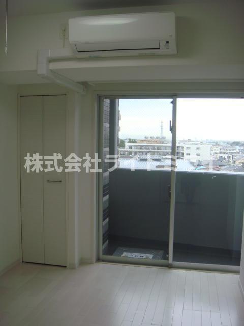 居室・リビング　?