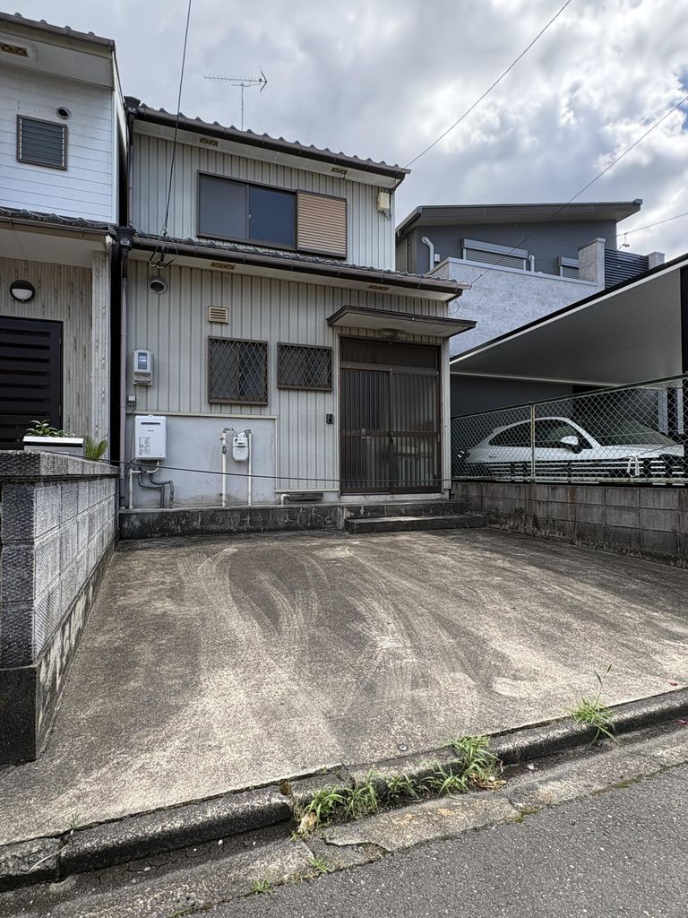 建物外観　バルコニー