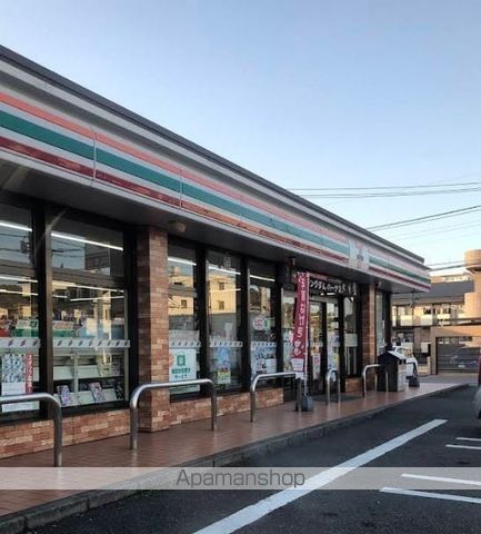 コンビニ　セブン－イレブン大分下郡東店（コンビニ）まで553m