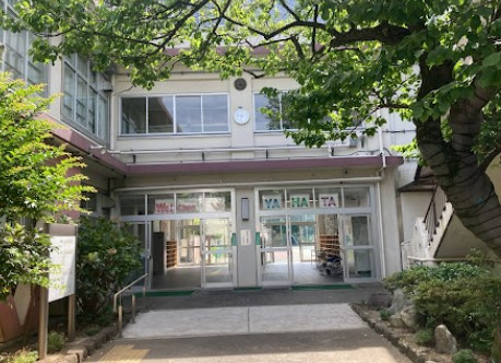 小学校　八幡小学校（小学校）まで155m