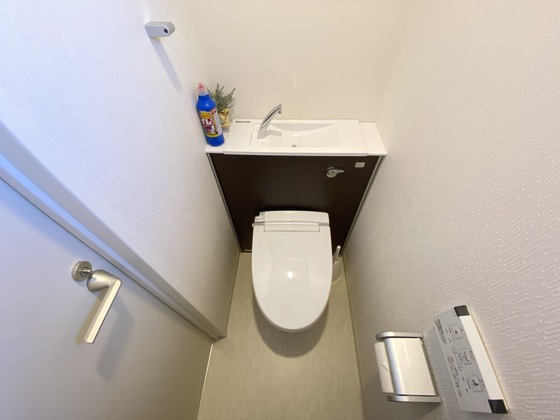 トイレ　※別部屋の写真です