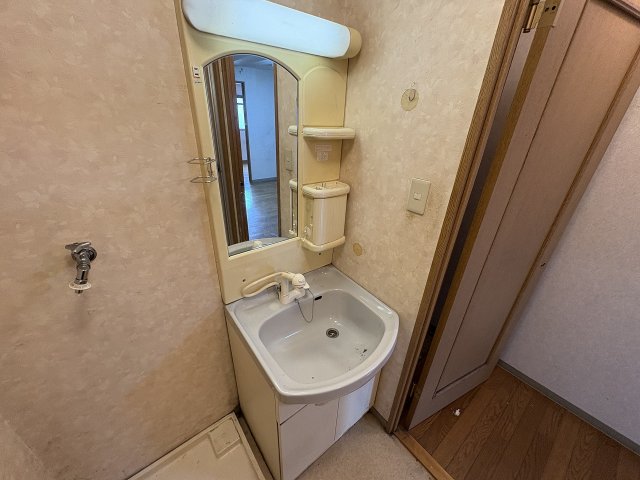 洗面設備　使いやすい洗面所です
