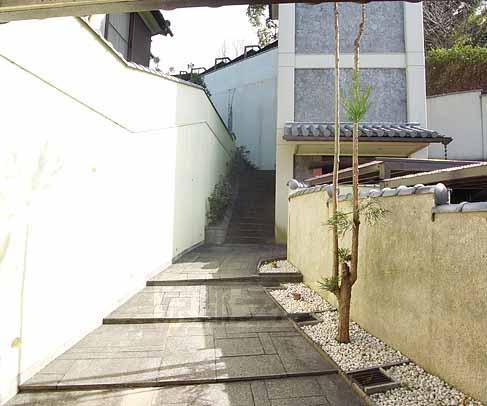 その他共有部分　廊下を進み・・・