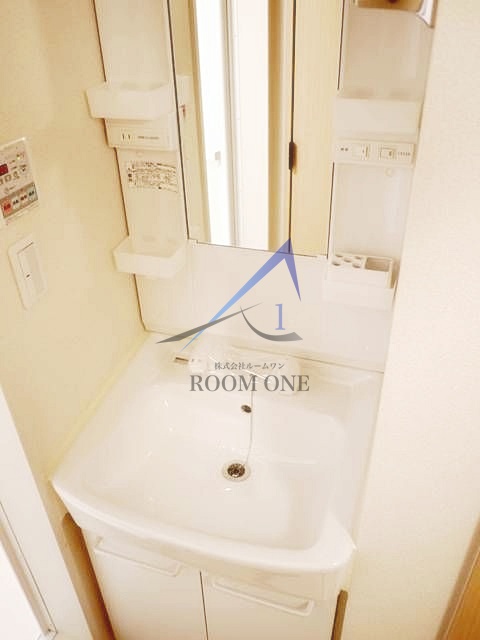 洗面設備　洗面台です。