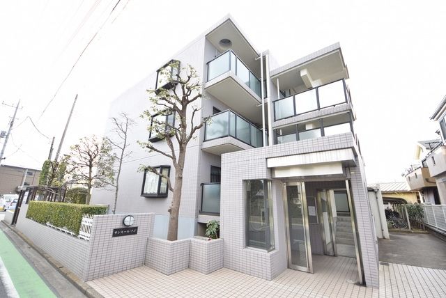 建物外観　南向き日当たり良好マンション