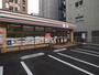 コンビニ　セブンイレブン 名古屋新栄1瓦町店（コンビニ）（コンビニ）まで80m