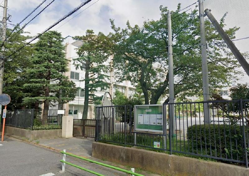 小学校　葛飾区立西亀有小学校（小学校）まで500m