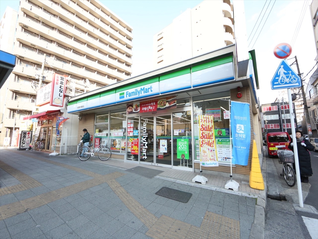 コンビニ　ファミリーマート 名古屋大須観音店（コンビニ）まで70m