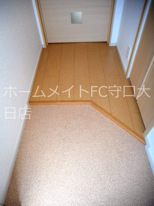 玄関　クラール寺方元町
