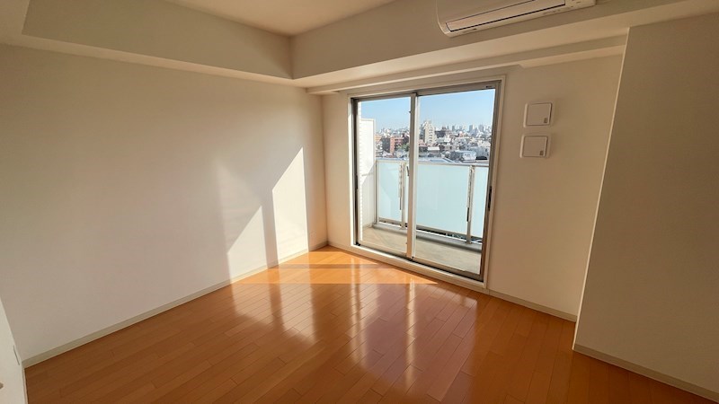 その他部屋・スペース　落ち着いて過ごせるお部屋なので、寝室にいかがでしょうか