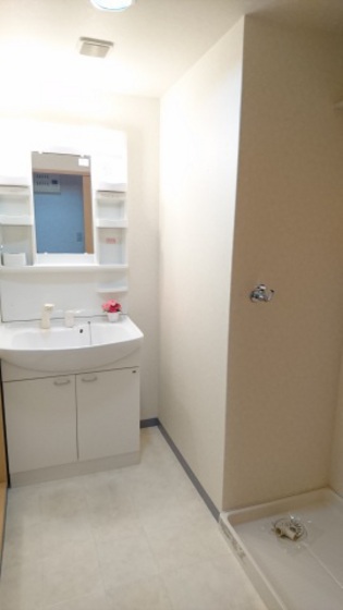 洗面設備　※別部屋の写真です
