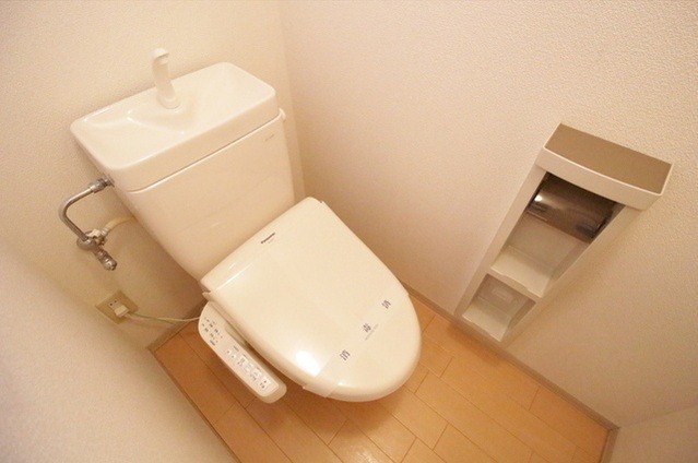 トイレ　図面と現状に相違がある場合には現状を優先