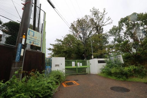 小学校　吹田市立佐井寺小学校（小学校）まで1103m