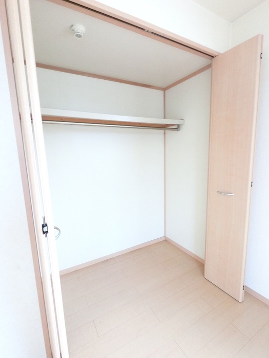 収納　図面と現状に相違がある場合には現状を優先