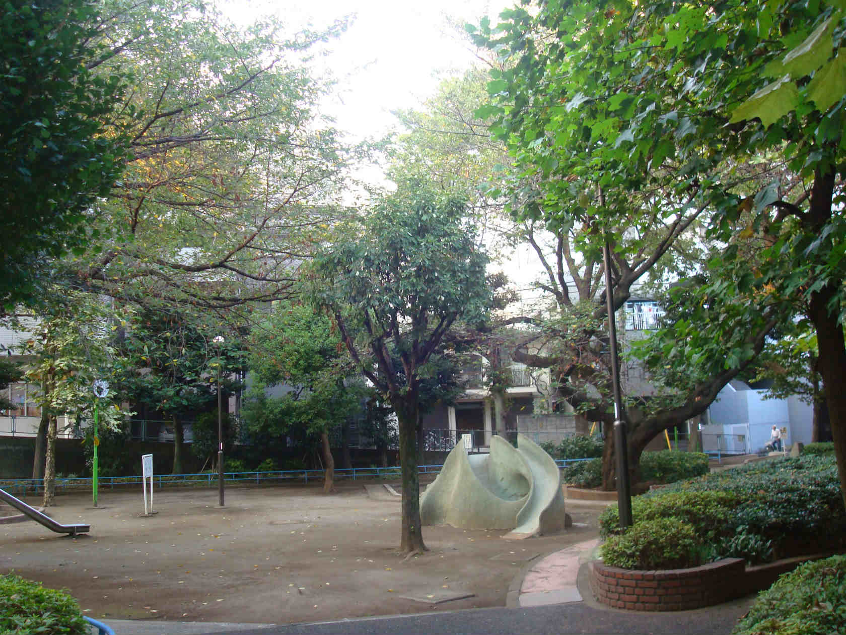 公園　区立大塚仲町公園（公園）まで318m