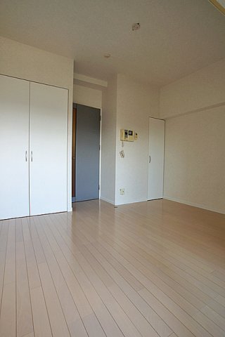 居室・リビング　使いやすい居間です