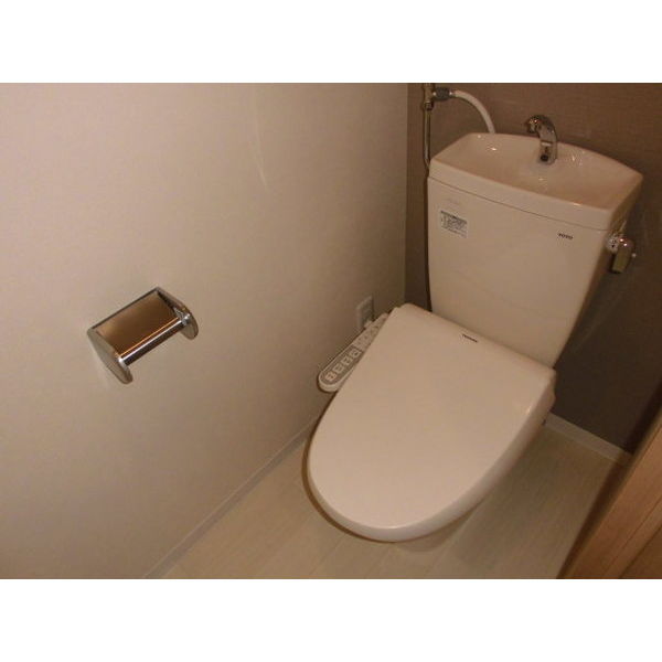 トイレ　ゆったりとした空間のトイレです
