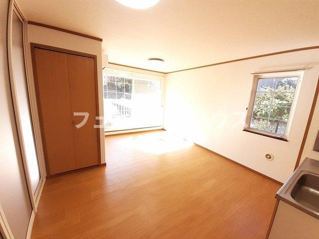 居室・リビング　使いやすい居間です