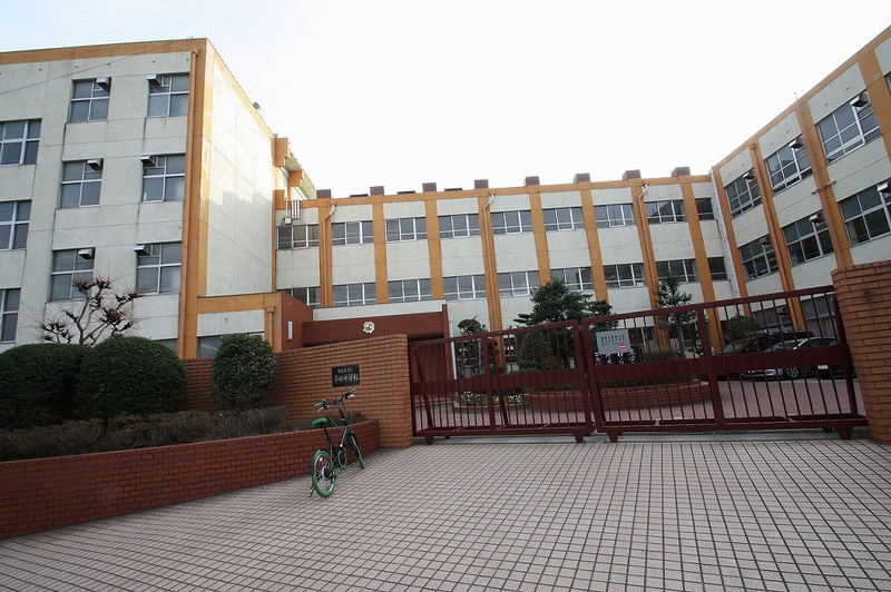 中学校　平田中学校（中学校）まで1092m