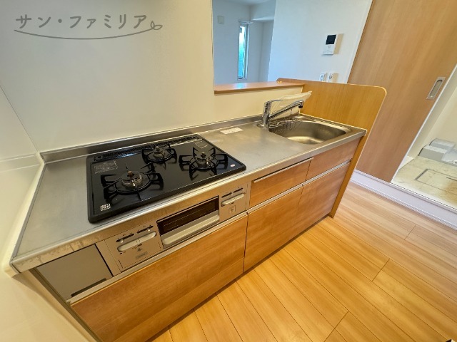 キッチン　クリーニング前写真