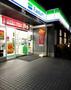 コンビニ　ファミリーマート江戸川橋駅西店（コンビニ）まで72m