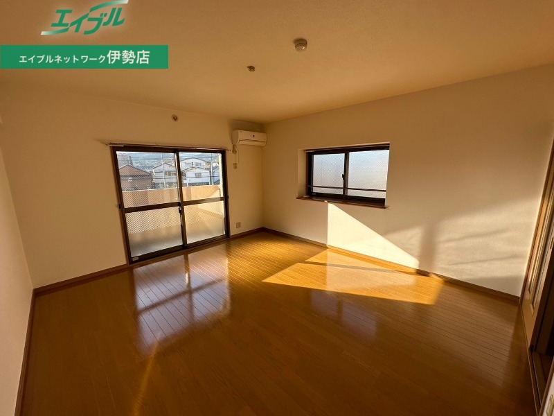 居室・リビング　別部屋参考写真