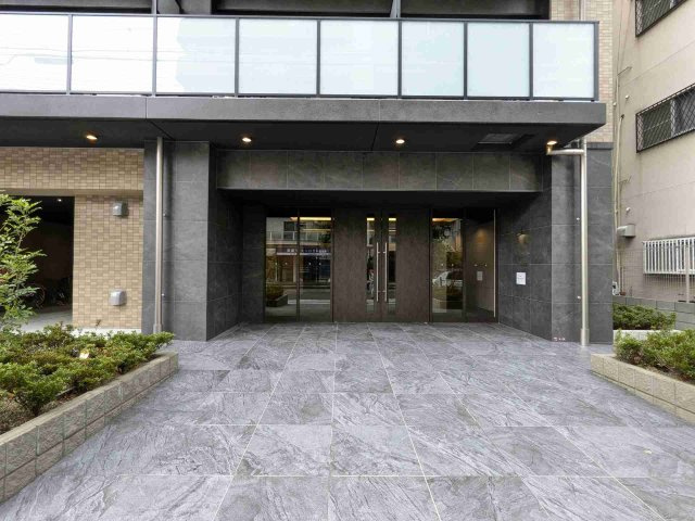 エムブイインプ大阪放出の外観写真