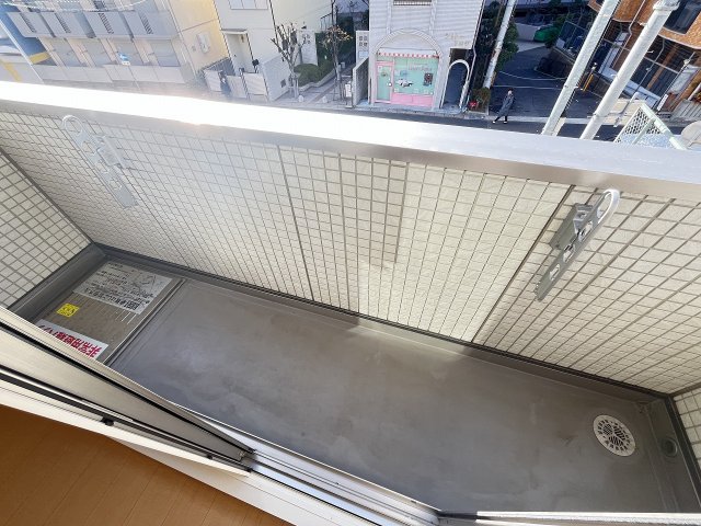 バルコニー　広々としたバルコニーです