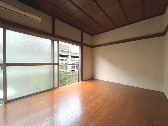パークハイツの居間写真