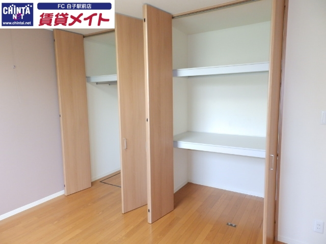 シャンテソラーレAの内装写真