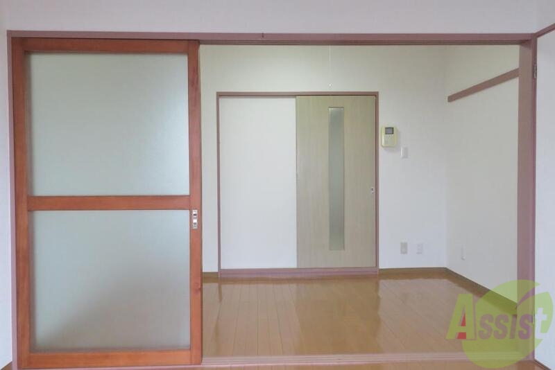 その他部屋・スペース　こちらは寝室になりますー。広々していて寝心地が良さそうですね