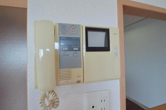セキュリティ　モニター付きで防犯面も安心ですね！