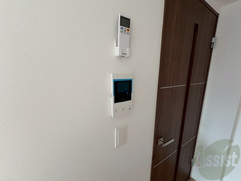 セキュリティ　ＴＶモニター付インターホンです。来客者の顔が見えるので安心！