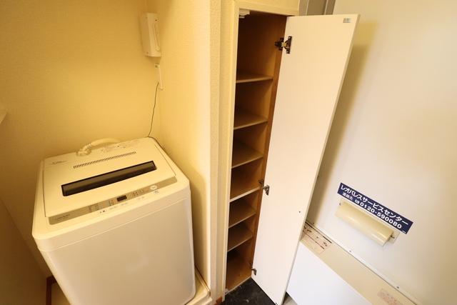 収納　シューズボックス