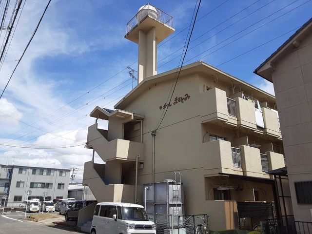 名古屋市中村区横前町のマンションの建物外観