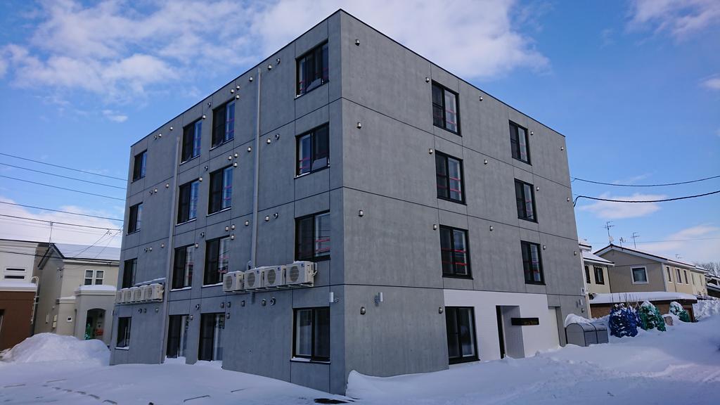 【札幌市手稲区曙一条のマンションの建物外観】