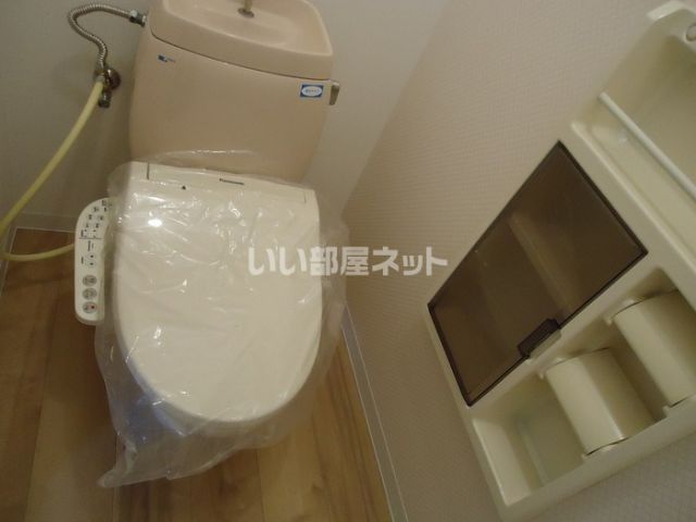 【サンライズ富士　C棟のトイレ】