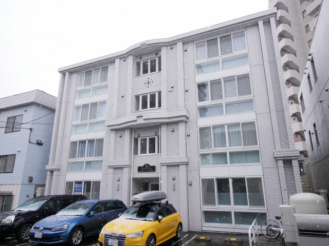 北海道札幌市中央区宮の森一条６（マンション）の賃貸物件の外観