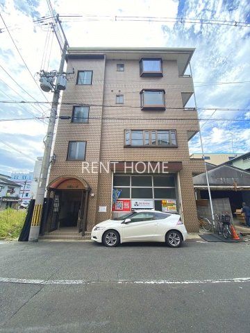 東大阪市高井田西のマンションの建物外観