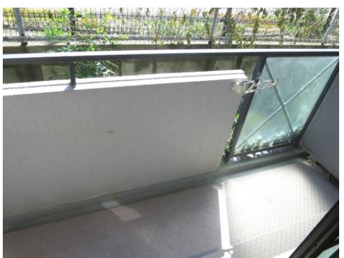 バルコニー　入居中の為別号室のお写真となります。