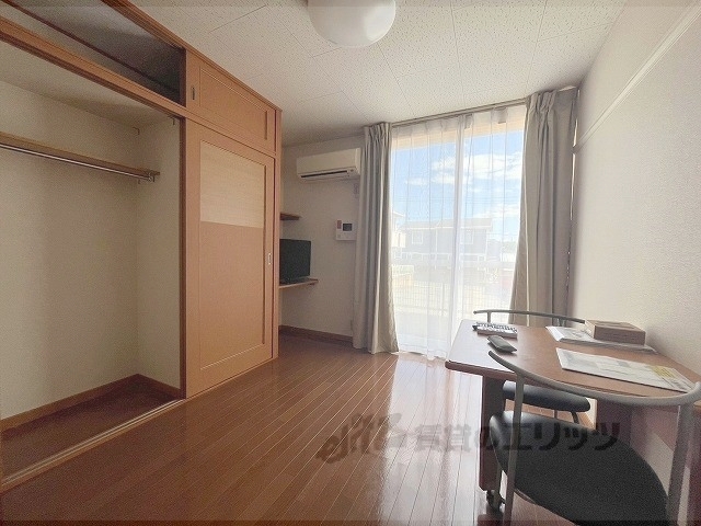 居室・リビング　洋室