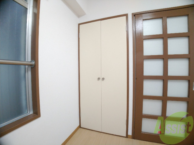 収納　クローゼットがありました。お洋服や荷物はここへ