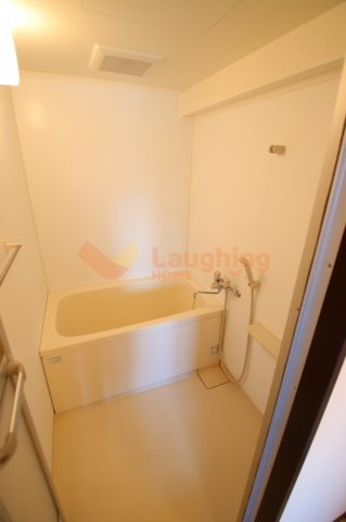 バス・シャワールーム　日々の疲れを癒すお風呂付です