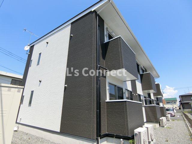 建物外観　２０１６年築のアパートです。