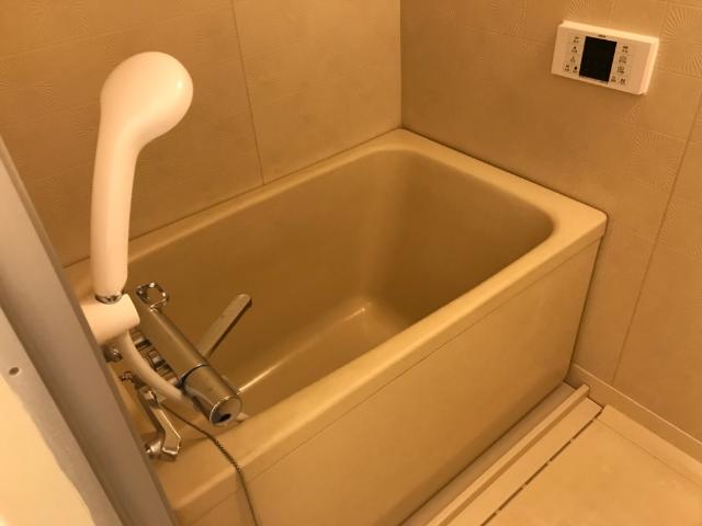 バス・シャワールーム　追焚き機能付バス