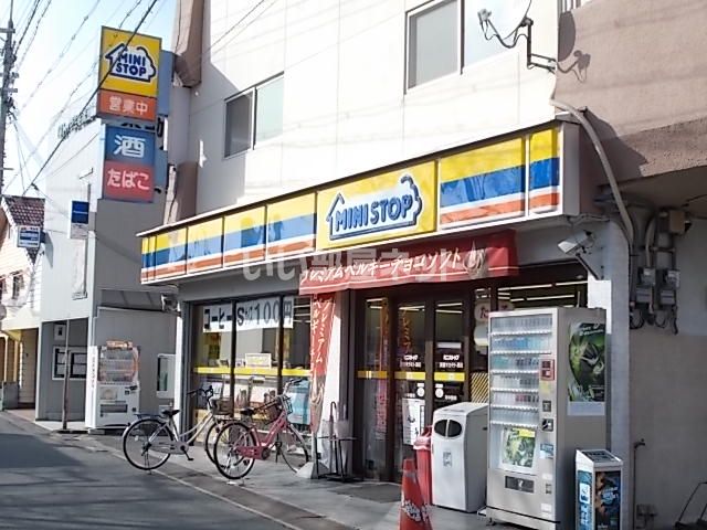 コンビニ　ミニストップ 真菅オカモト酒店（コンビニ）まで291m