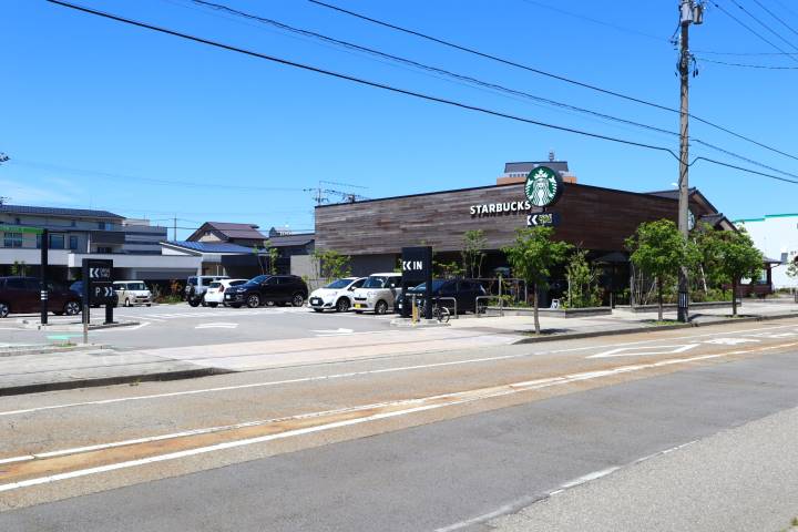飲食店　スターバックスコーヒー　藤江店（飲食店）まで522m