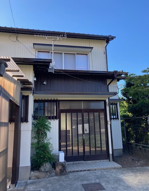 松縄町借家