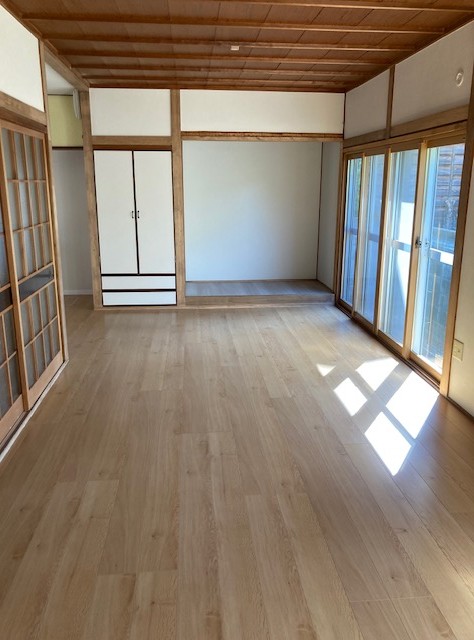 松縄町借家の居間写真