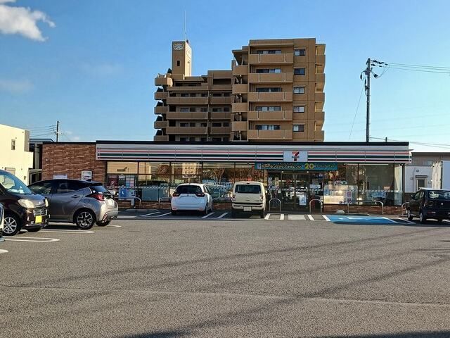 コンビニ　セブンイレブン塩屋１丁目店様（コンビニ）まで450m